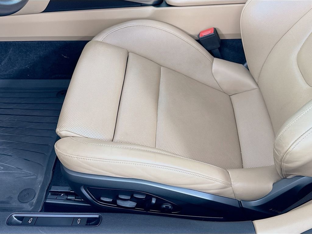 Certified 2022 Porsche 911 Targa 4S AWD/4WD image 13