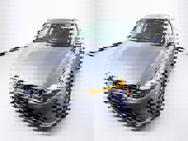 Used 2023 Kia K5 LXS image 2