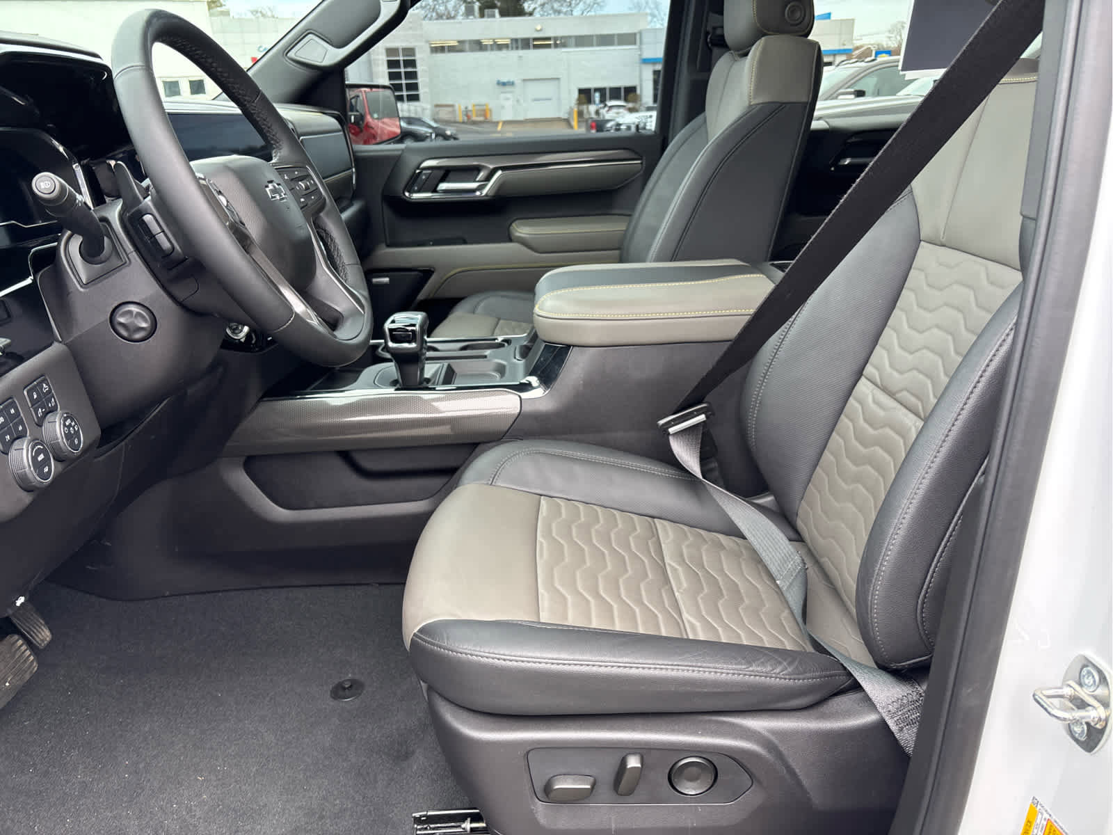 Certified 2024 Chevrolet Silverado 1500 ZR2 w/ Technology Package image 8