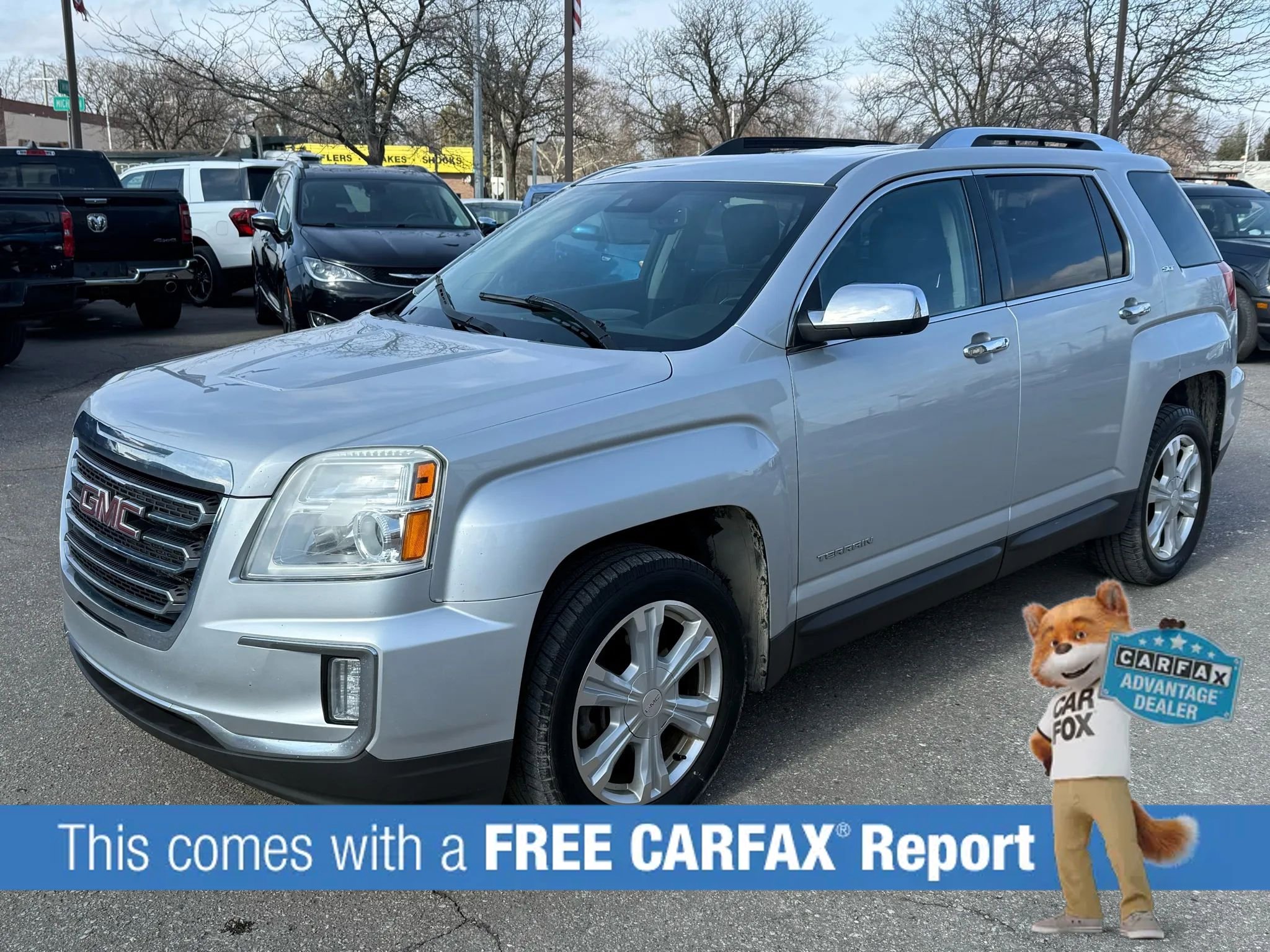 Used 2016 GMC Terrain SLT w/ Open Road Package FWD image 1