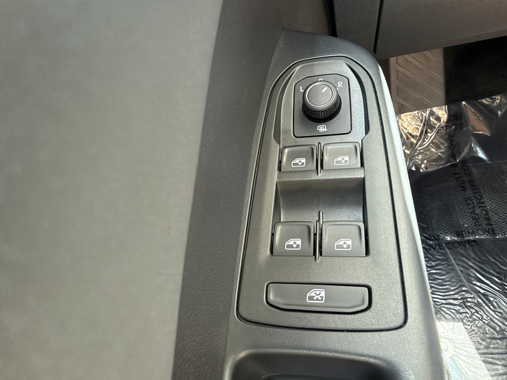 Used 2025 Volkswagen Taos SE AWD/4WD image 26