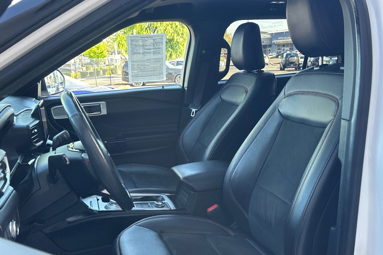 Used 2022 Ford Explorer ST-Line w/ Class IV Trailer Tow Package image 6