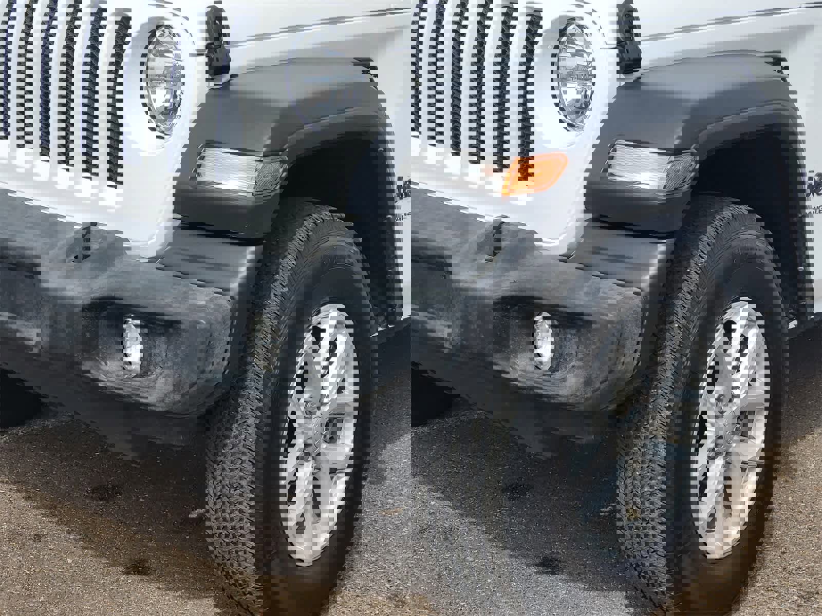 Used 2023 Jeep Wrangler Sport S image 7