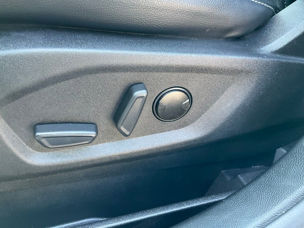 Used 2022 Ford Edge SEL w/ Convenience Package image 23