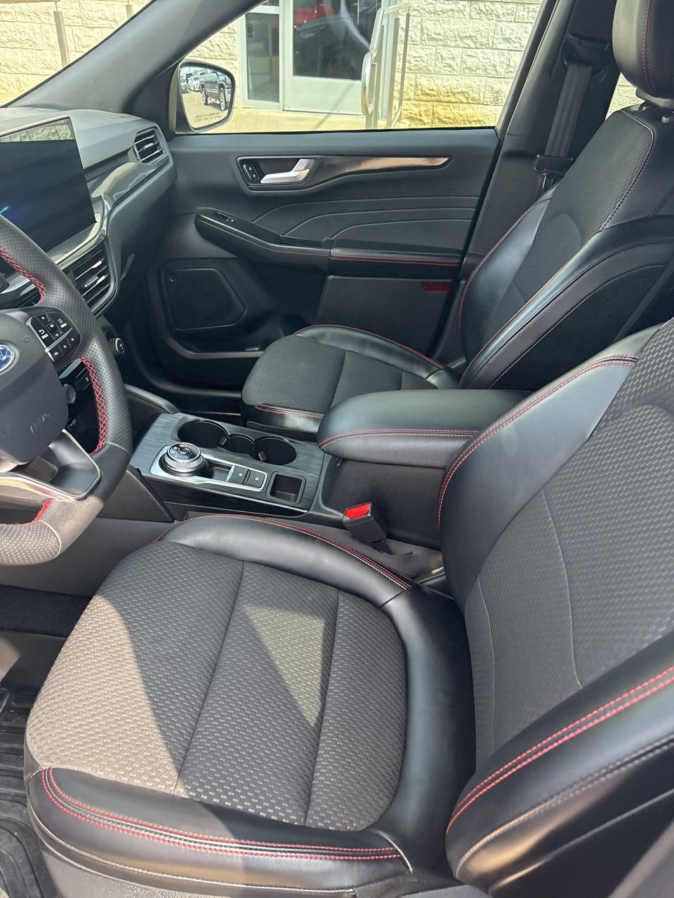 Used 2023 Ford Escape ST-Line w/ Tech Pack #1 FWD image 7