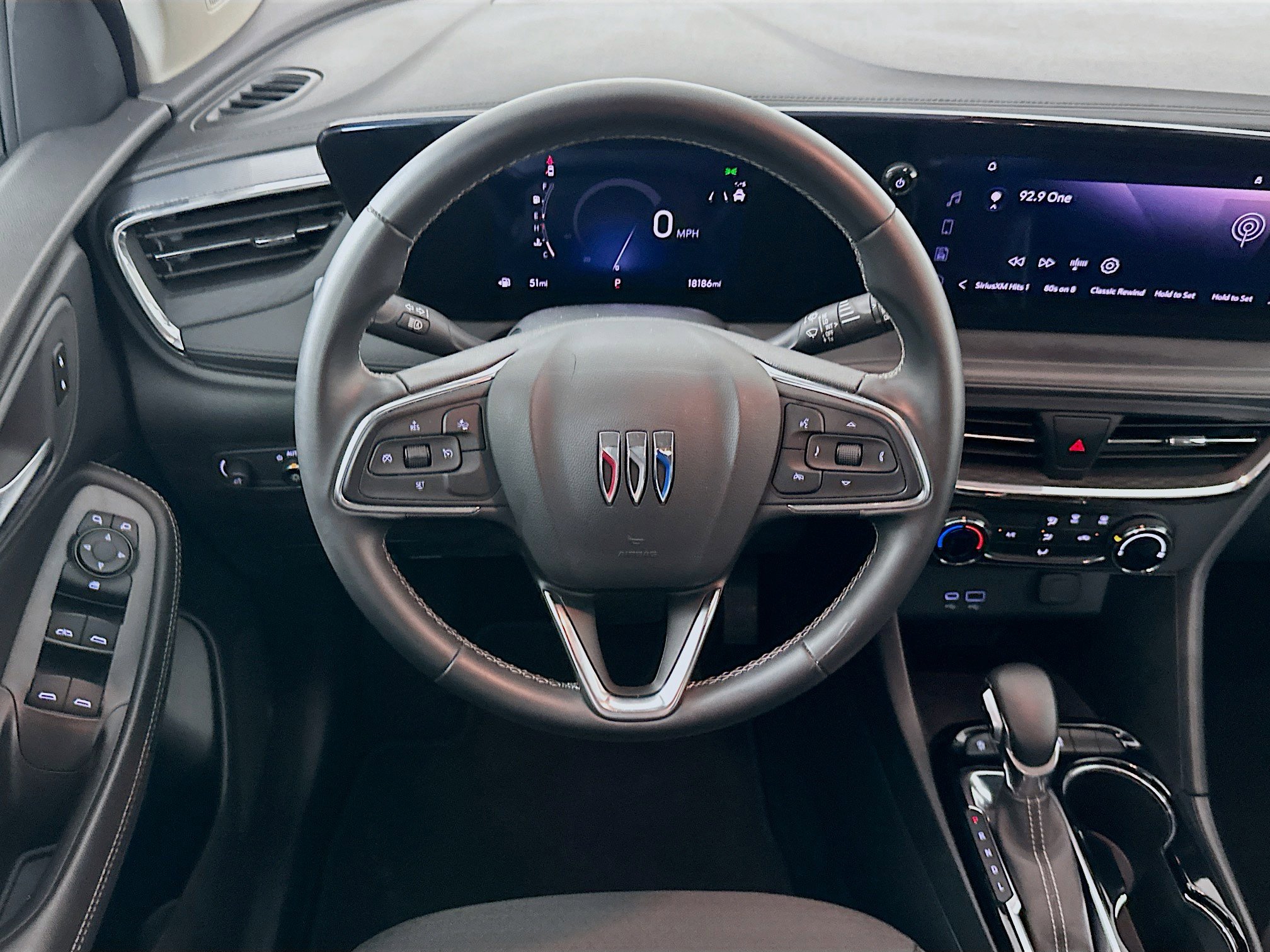 Used 2025 Buick Encore GX Preferred image 18