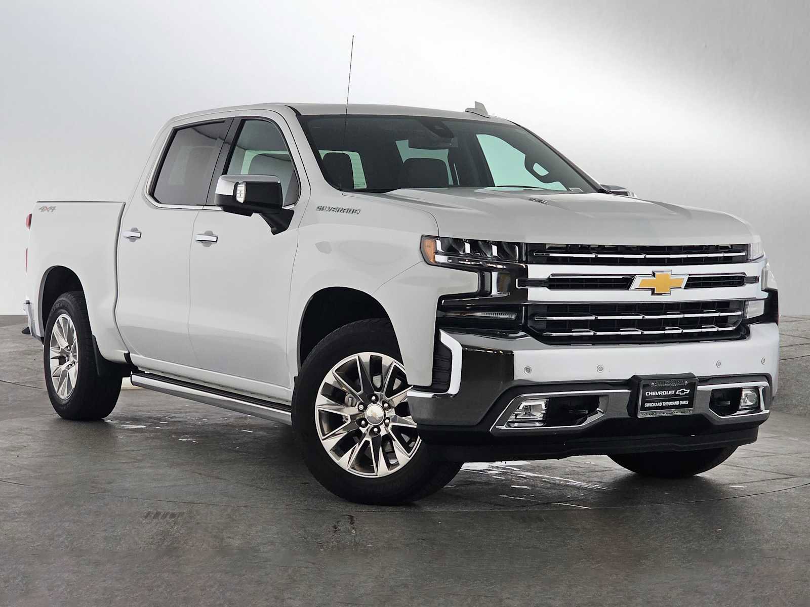 Used 2022 Chevrolet Silverado 1500 LTZ w/ LTZ Premium Package image 2