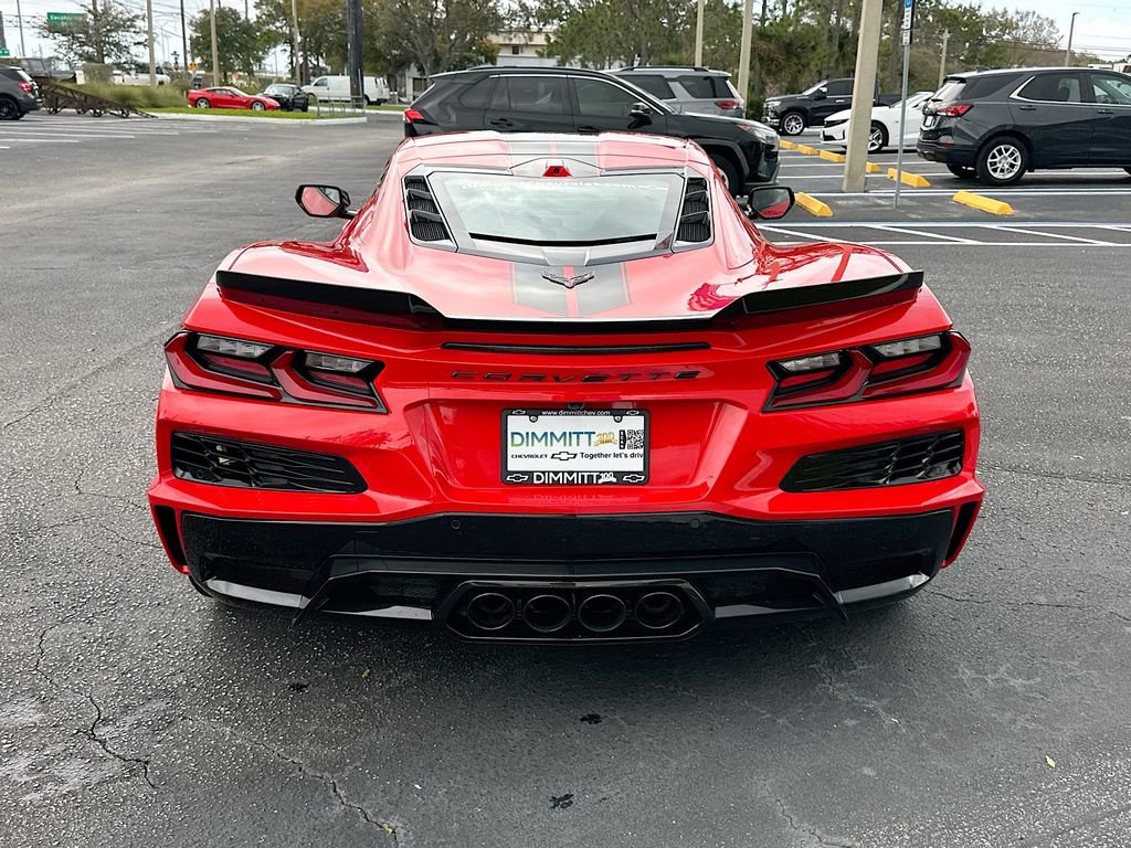 Certified 2023 Chevrolet Corvette Z06 w/ Stealth Interior Trim Package image 7