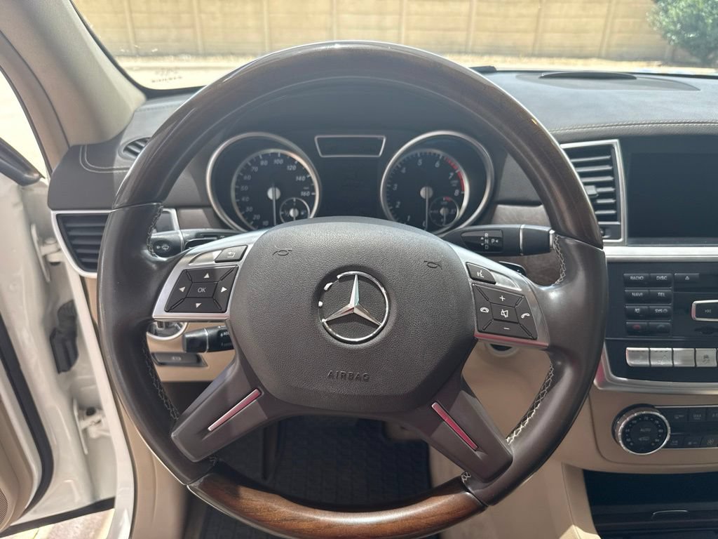 Used 2016 Mercedes-Benz GL 550 4MATIC image 9