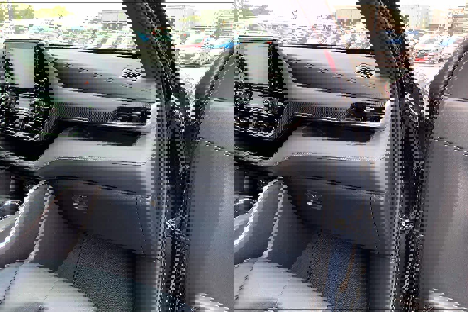 Used 2022 Toyota Highlander XSE image 18