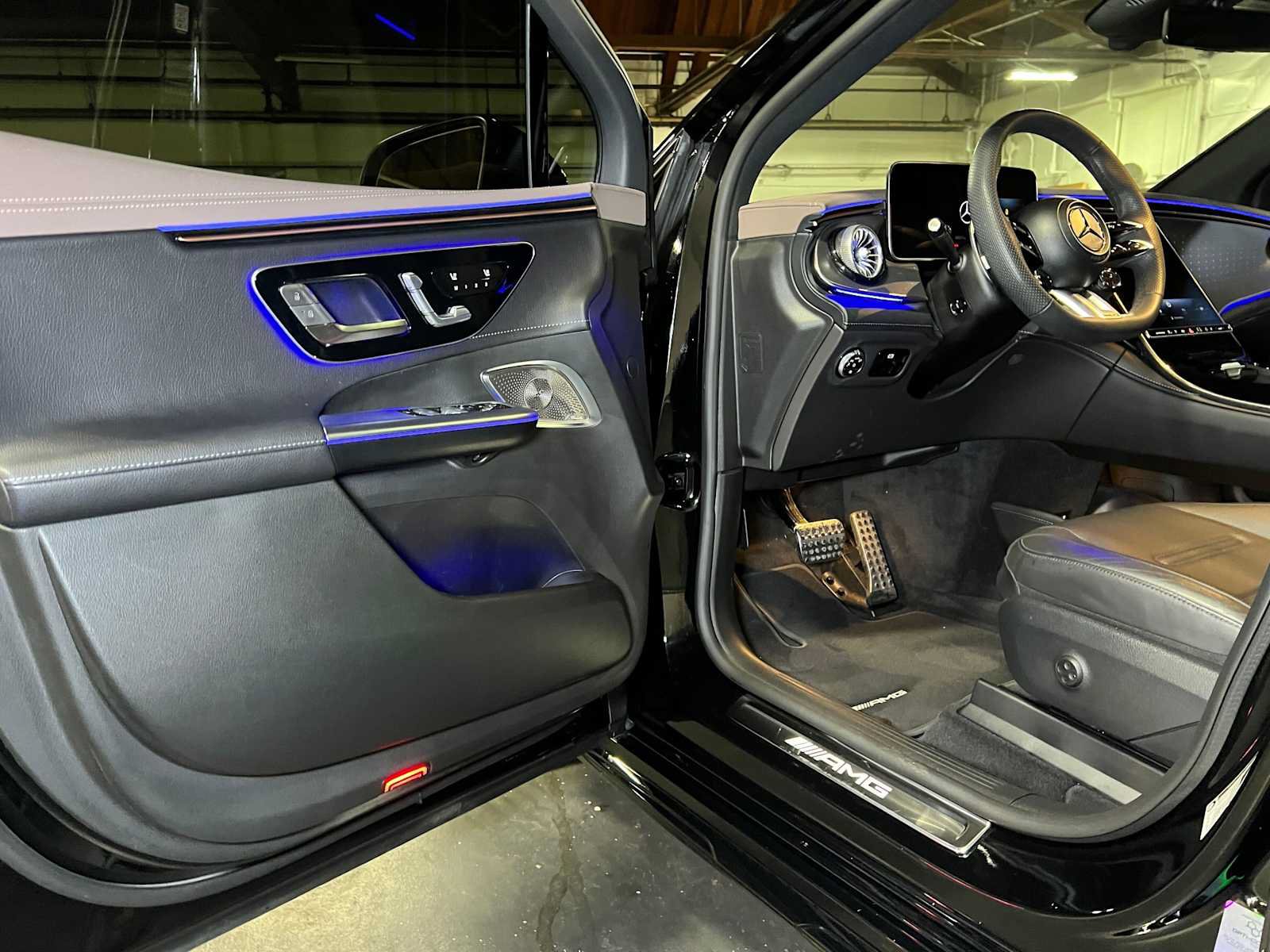 Certified 2024 Mercedes-Benz EQE AMG 4MATIC SUV image 20