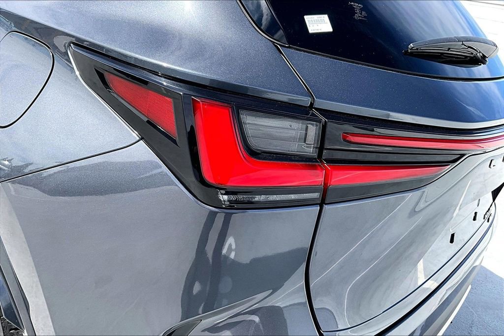 Used 2022 Lexus NX 450h+ F Sport w/ Vision Package image 21