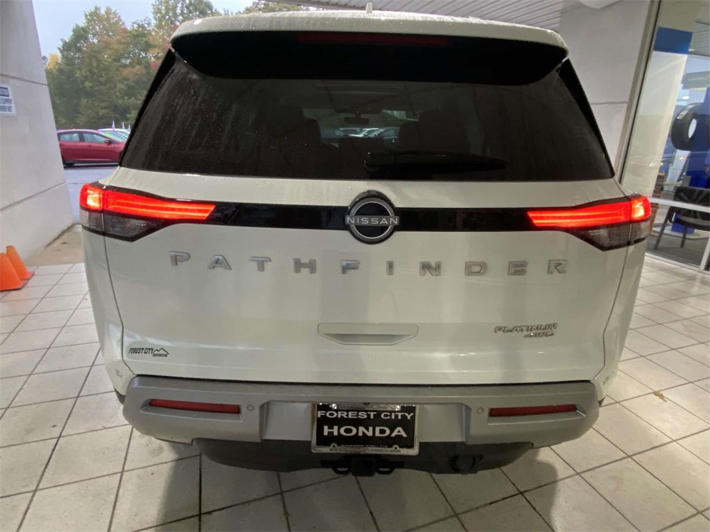 Used 2024 Nissan Pathfinder Platinum w/ Cargo Package image 4