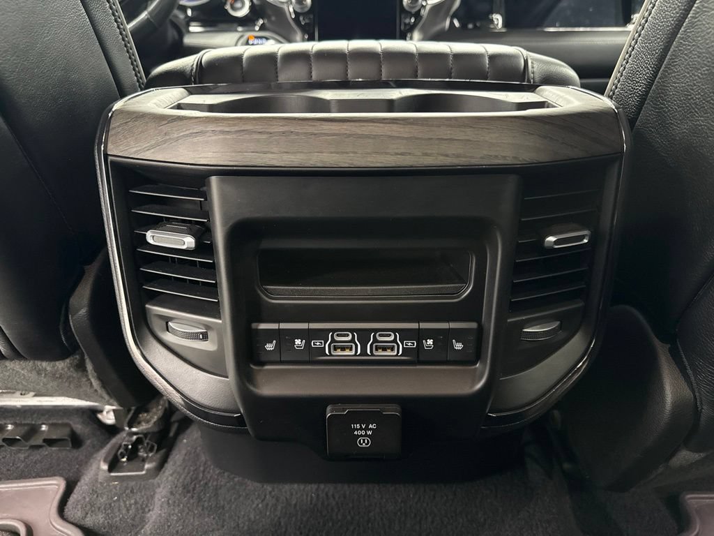 Used 2025 RAM 1500 Limited AWD/4WD image 16