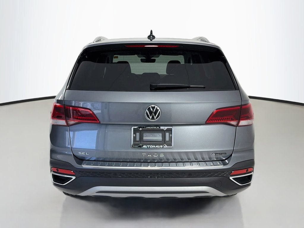 Used 2024 Volkswagen Taos SEL AWD/4WD image 6
