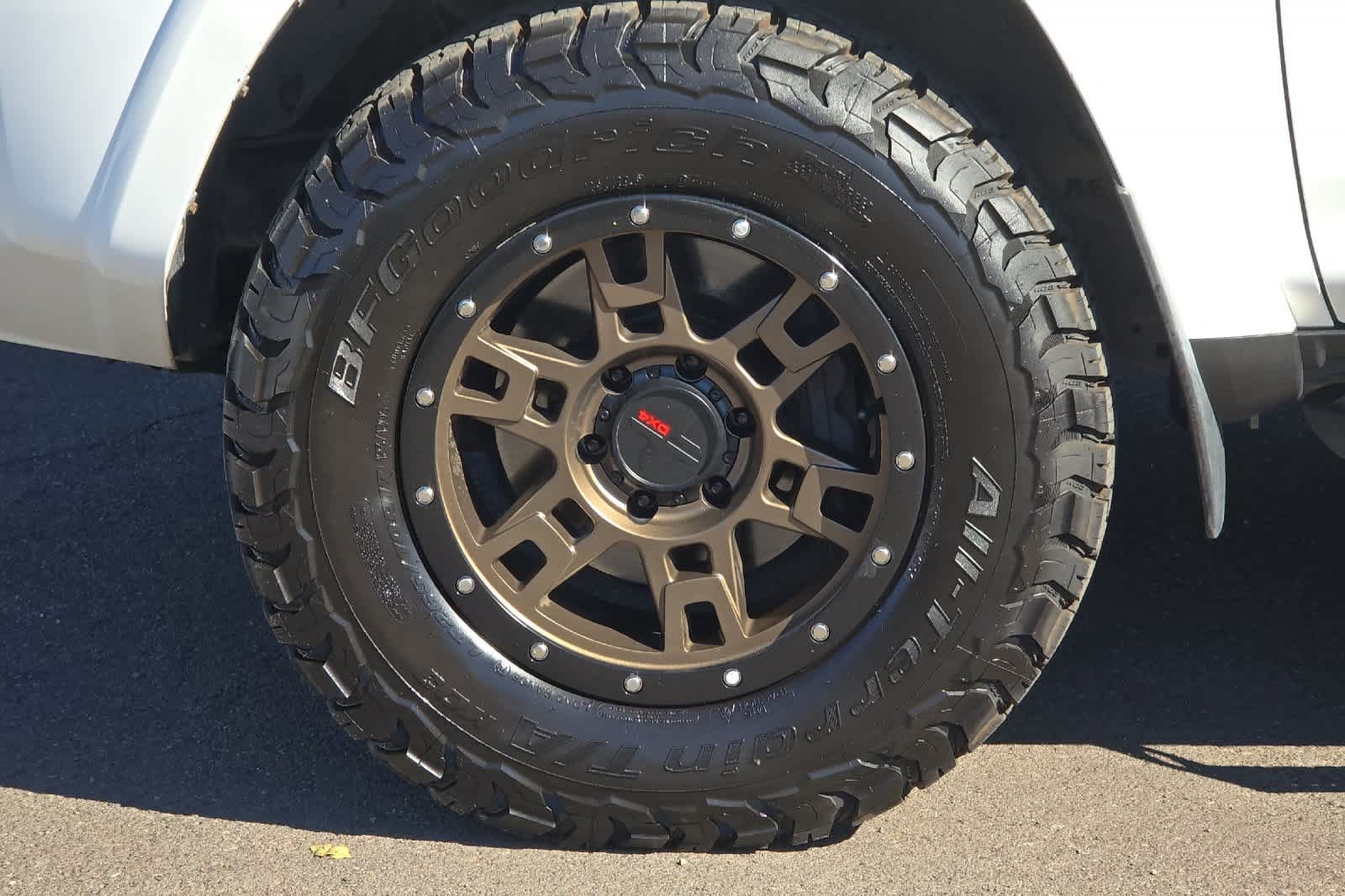 Used 2019 Toyota 4Runner SR5 AWD/4WD image 26