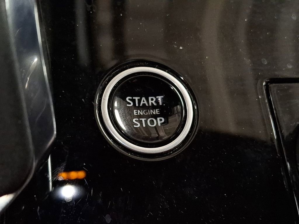 Used 2023 Land Rover Range Rover Sport SE Dynamic image 18