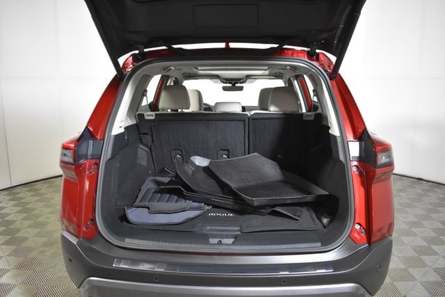 Certified 2023 Nissan Rogue SL w/ SL Premium Package AWD/4WD image 32
