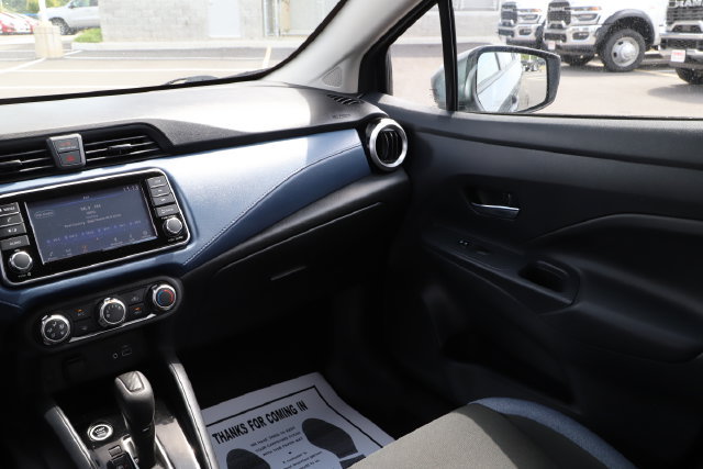 Used 2025 Nissan Versa SV FWD image 24