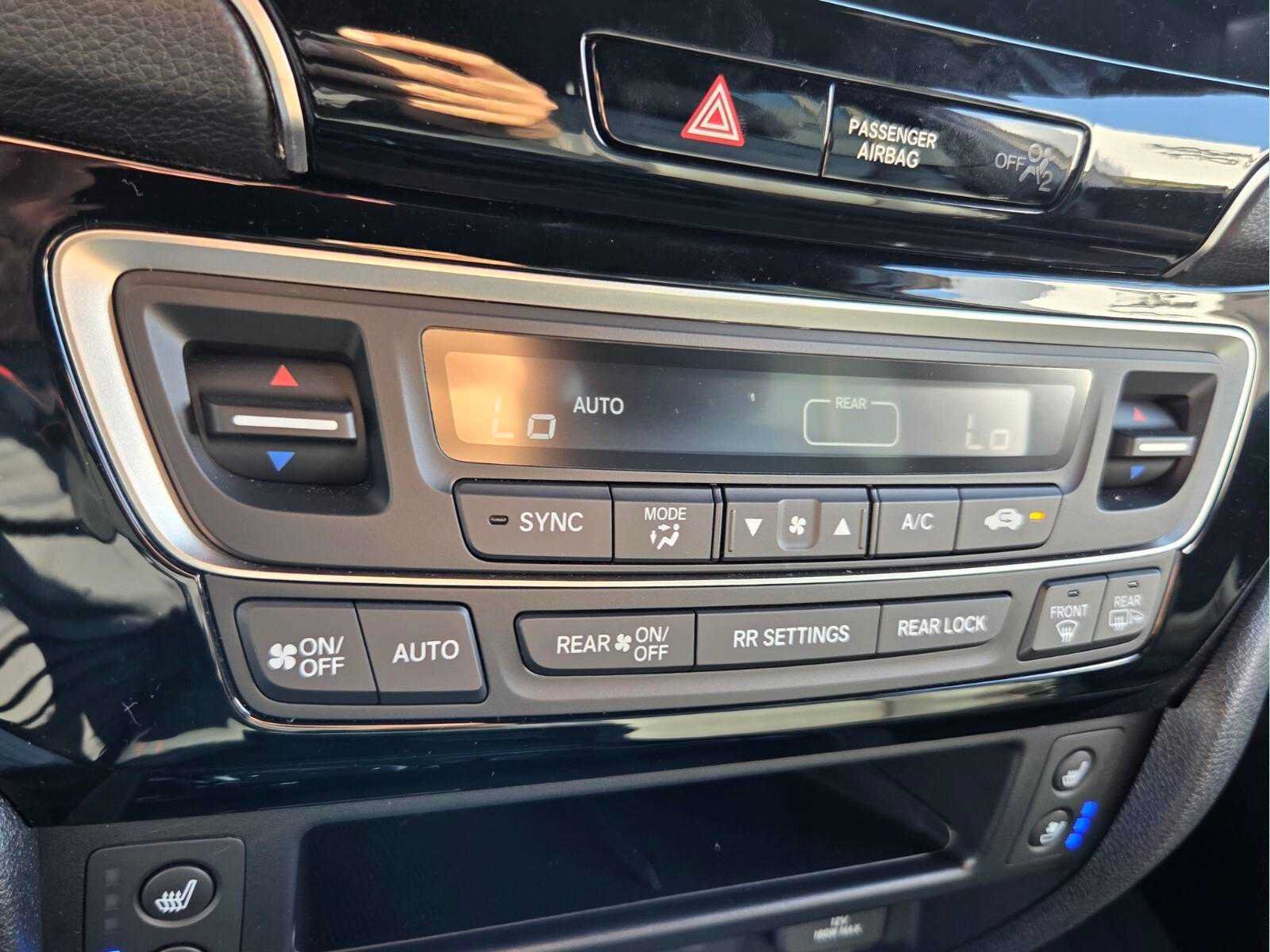 Used 2025 Honda Passport Black Edition image 25