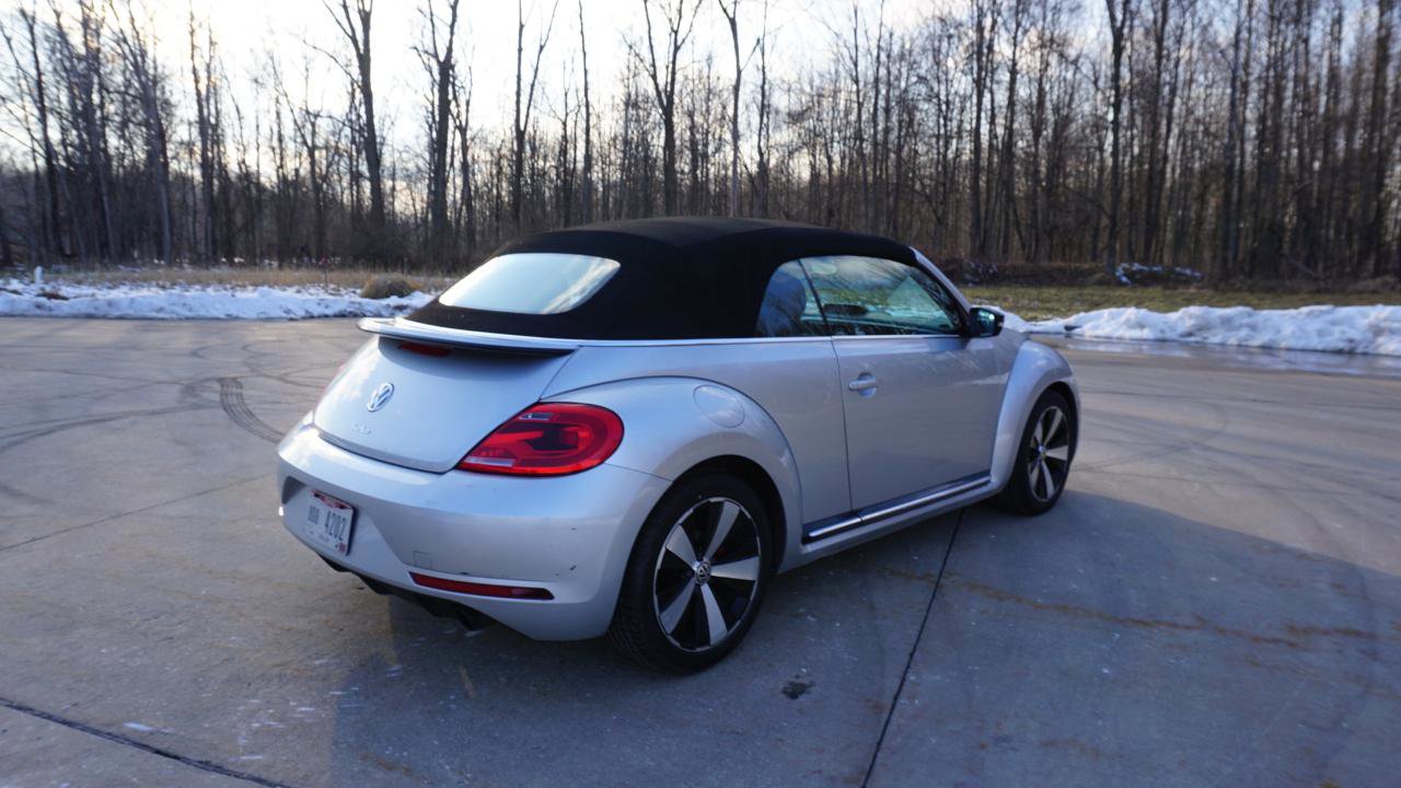 Used 2013 Volkswagen Beetle 2.0T image 14