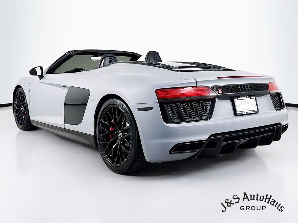 Used 2018 Audi R8 V10 image 5