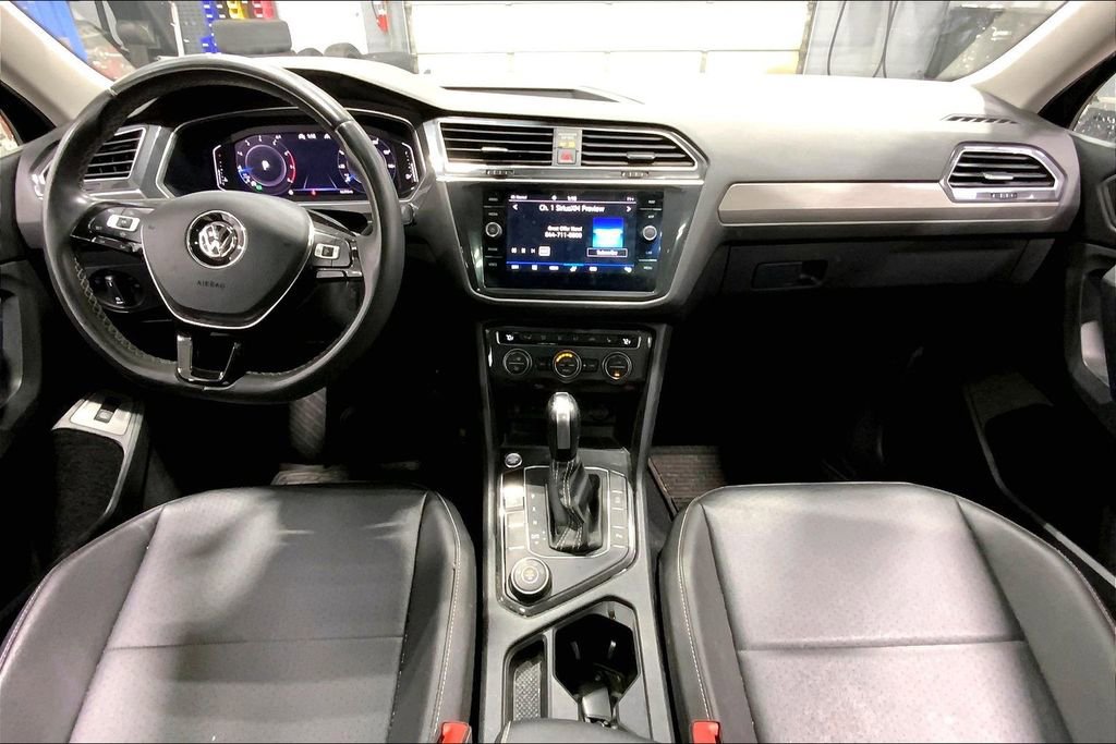 Used 2021 Volkswagen Tiguan SEL AWD/4WD image 7