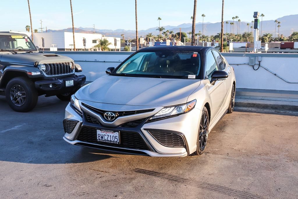 Used 2021 Toyota Camry XSE w/ Navigation Package FWD image 4