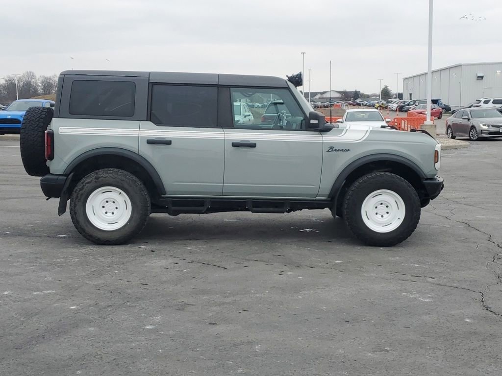 Used 2021 Ford Bronco Badlands image 8