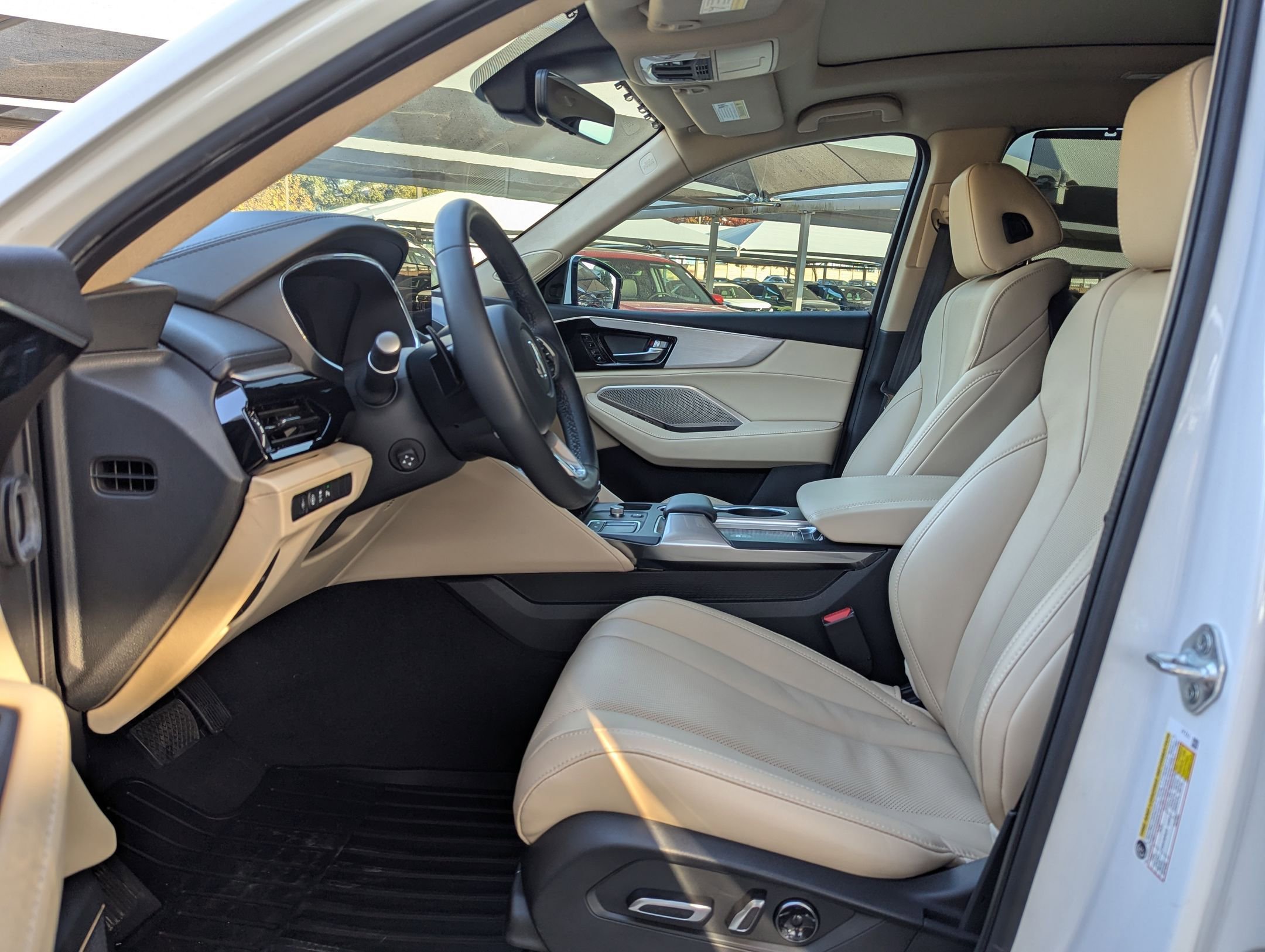 Certified 2023 Acura MDX FWD w/ Technology Package image 10