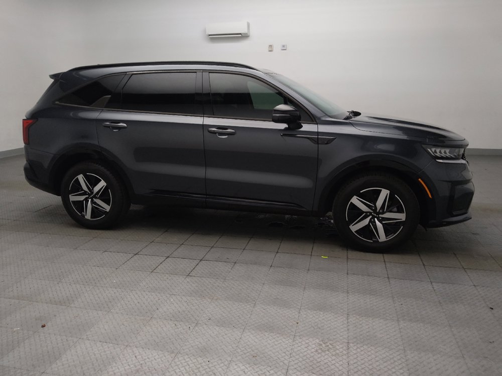 Used 2023 Kia Sorento S FWD image 11