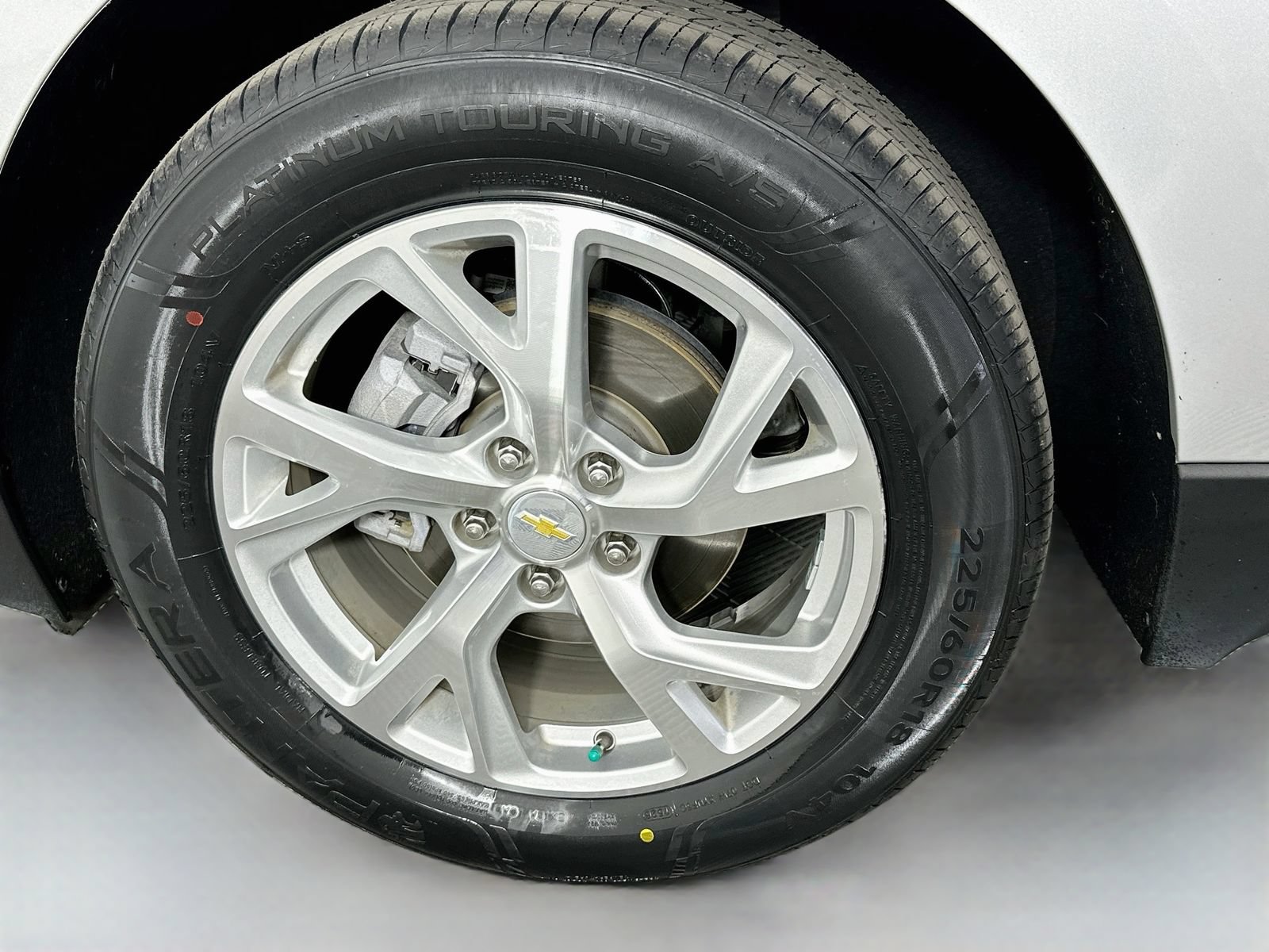 Used 2021 Chevrolet Equinox Premier AWD/4WD image 32