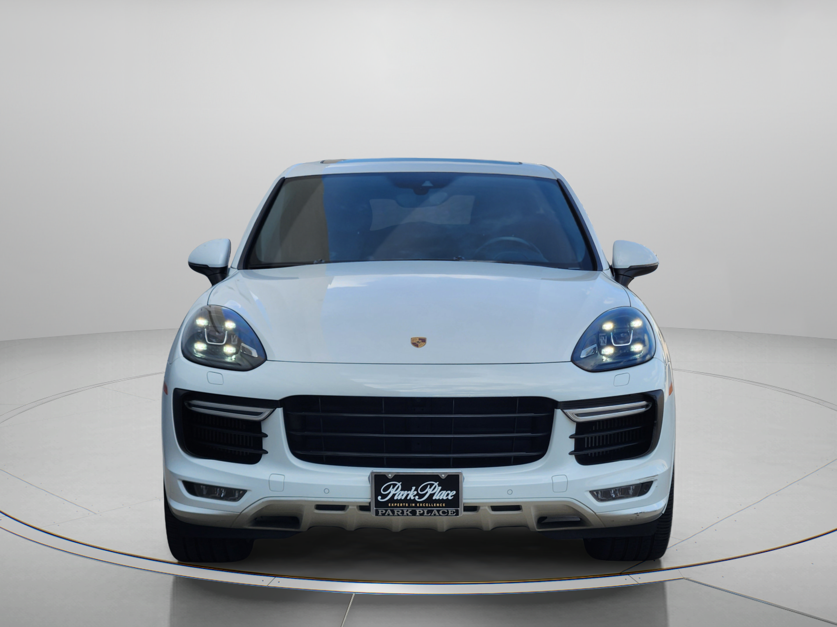 Used 2016 Porsche Cayenne GTS AWD/4WD image 6