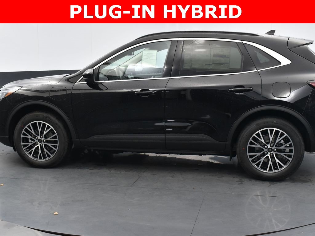 New 2025 Ford Escape SE w/ PHEV Premium Package image 5