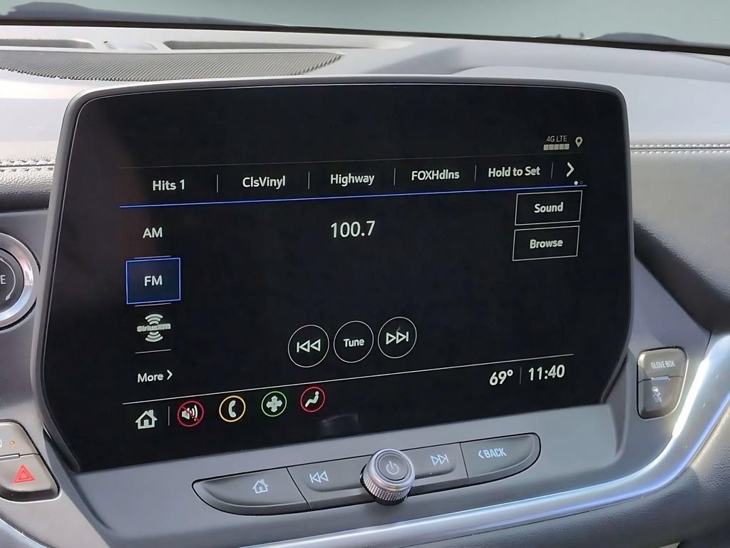 Used 2025 Chevrolet Blazer LT FWD image 13