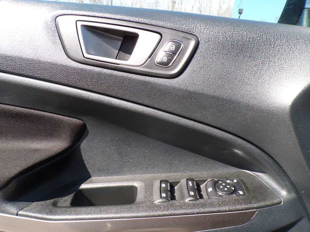 Used 2021 Ford EcoSport SE w/ SE Convenience Package AWD/4WD image 14