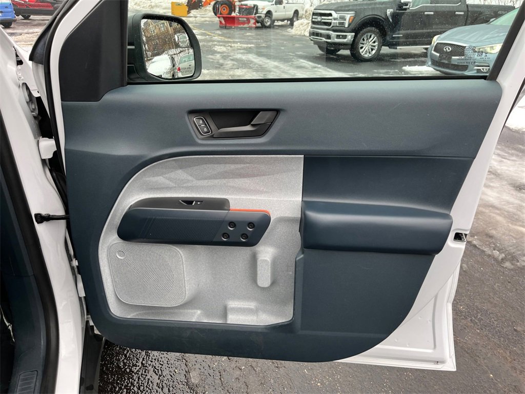 Used 2022 Ford Maverick XLT image 20