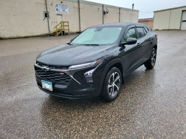 Used 2024 Chevrolet Trax RS w/ Driver Confidence Package FWD image 19