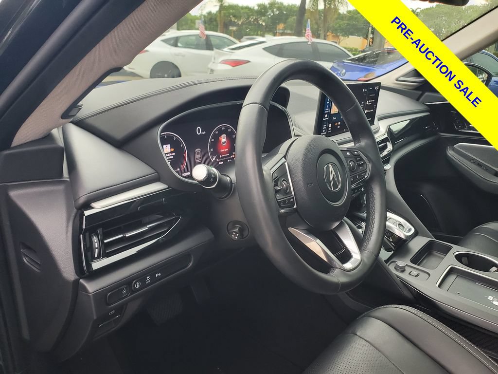 Used 2025 Acura MDX w/ Technology Package FWD image 15