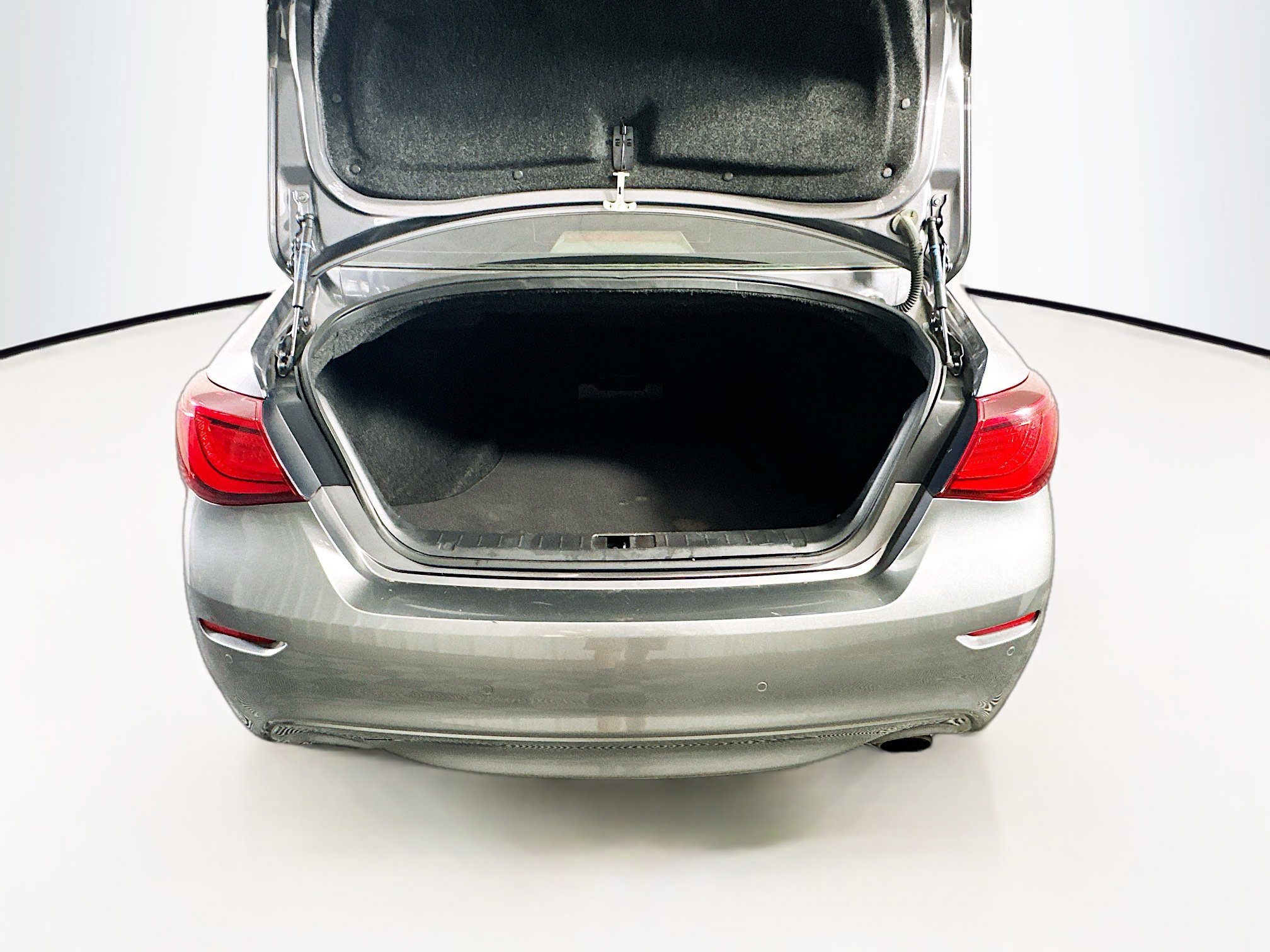 Used 2015 INFINITI Q70 3.7 image 30
