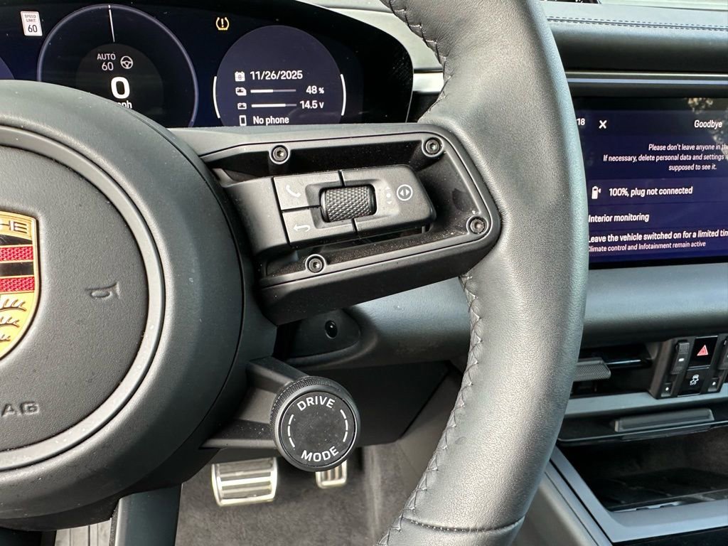 Certified 2025 Porsche Macan 4 Electric image 17