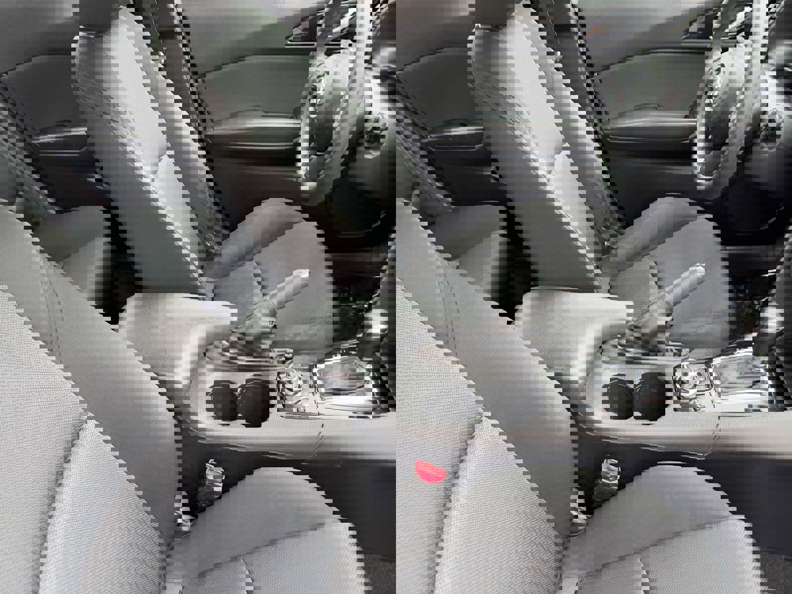 Used 2015 MAZDA MAZDA3 i Sport image 12