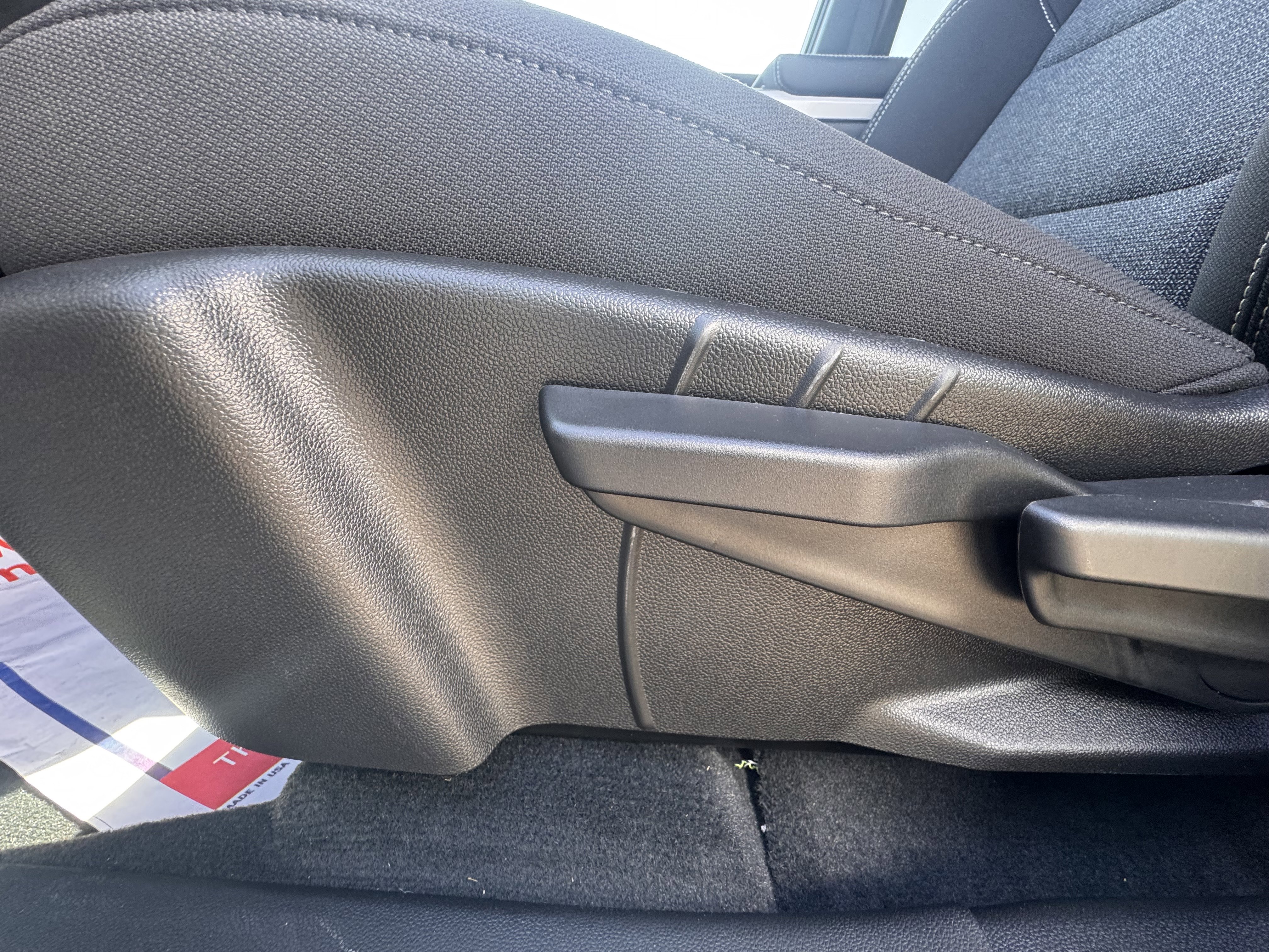 New 2025 GMC Terrain Elevation image 11