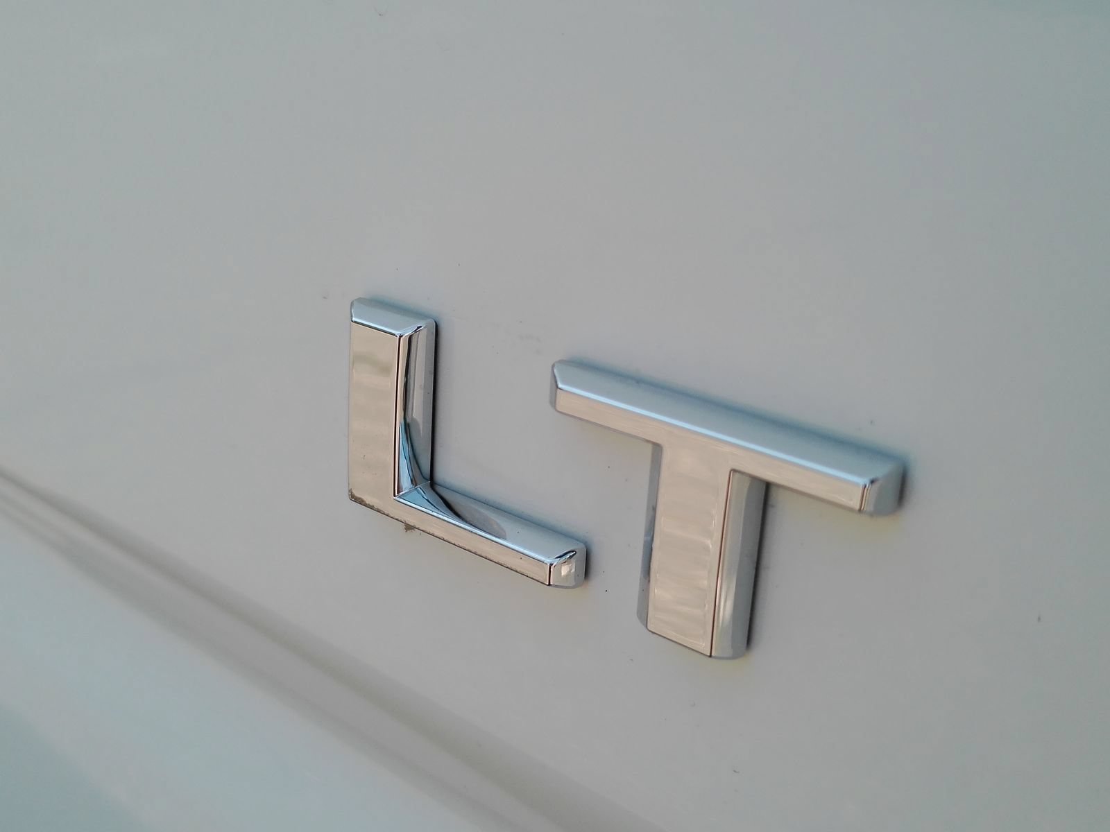 Certified 2026 Chevrolet Silverado 1500 LT AWD/4WD image 32