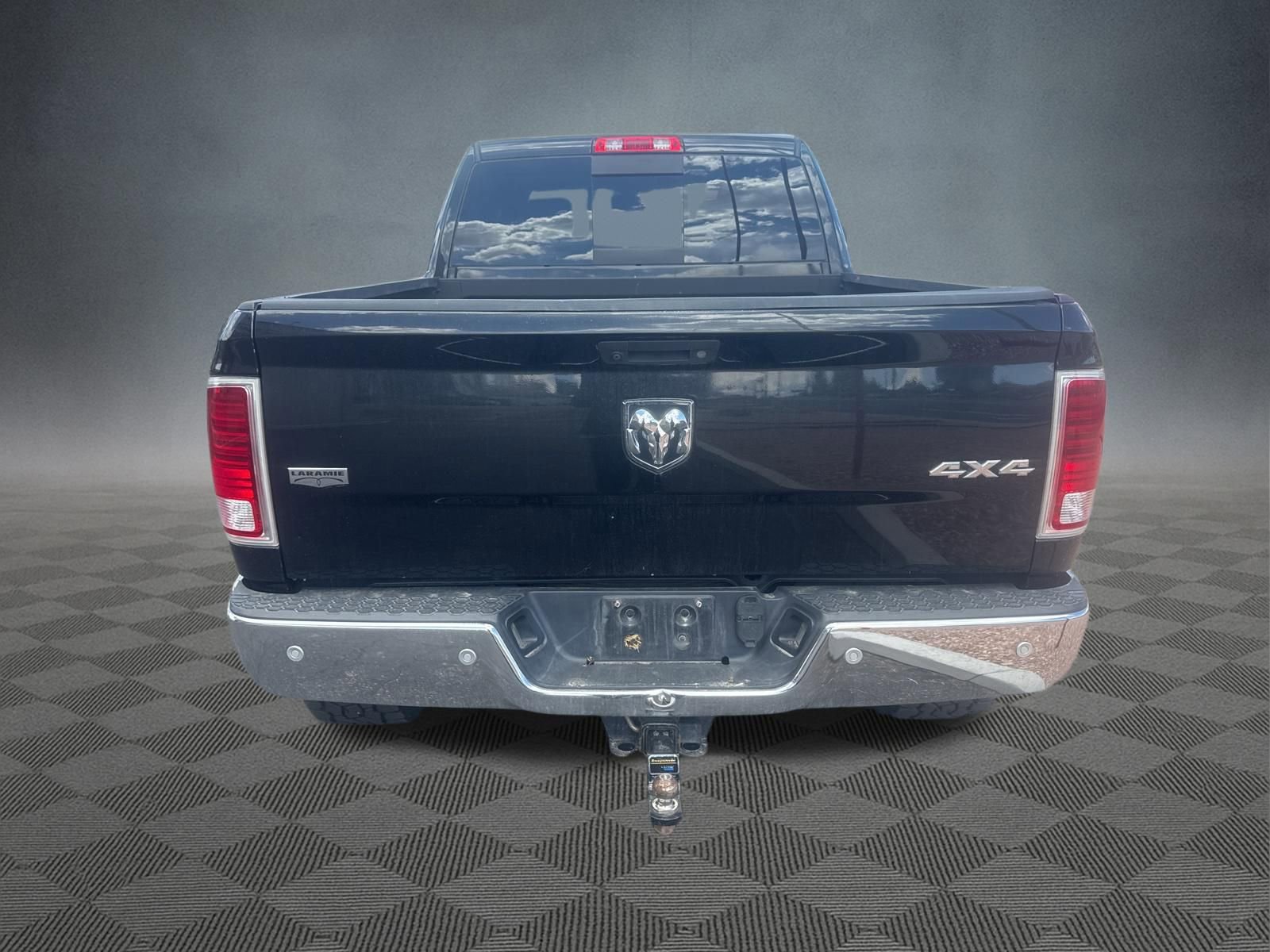 Used 2016 RAM 3500 Laramie image 4