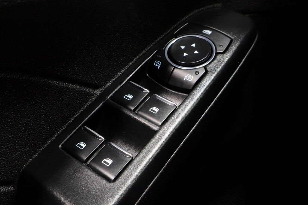 Used 2025 Ford Escape Platinum image 27