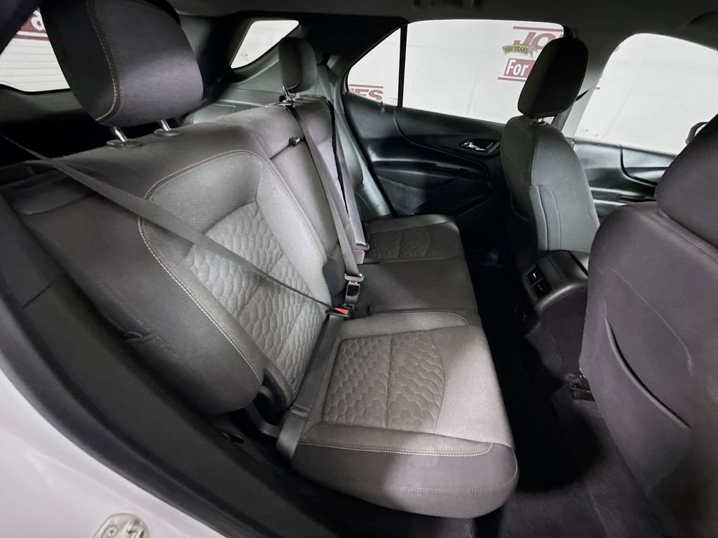 Used 2018 Chevrolet Equinox LT AWD/4WD image 29