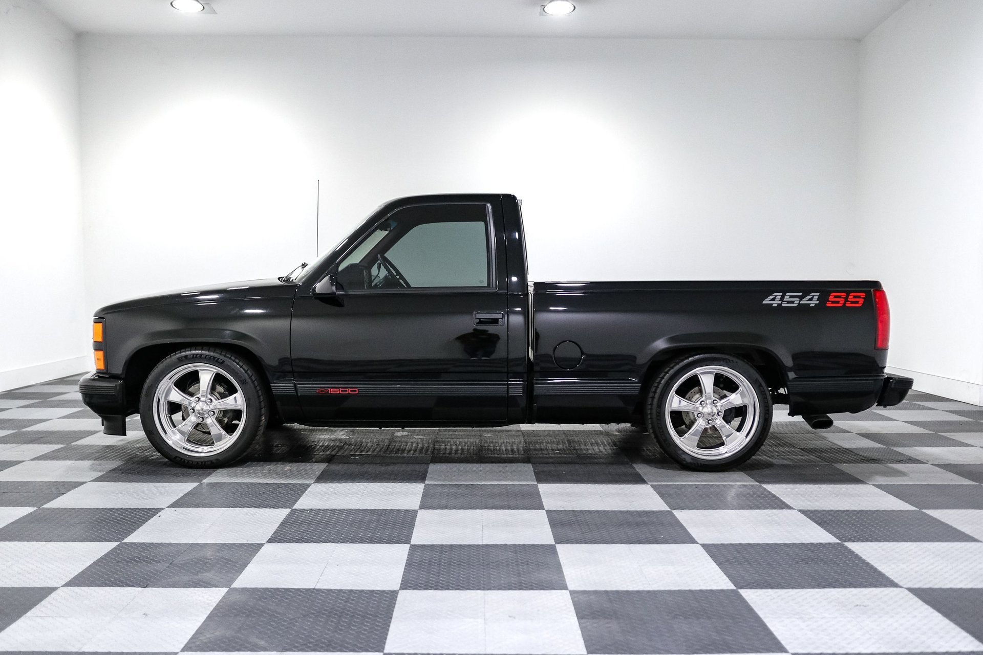 Used 1990 Chevrolet Silverado 1500 454 SS RWD image 4