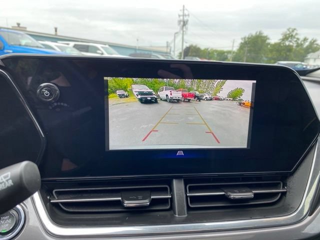 Used 2025 Chevrolet Trax ACTIV w/ Sunroof Package FWD image 10