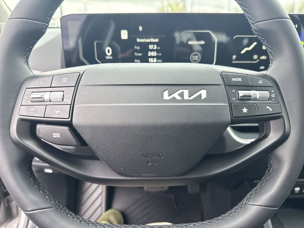 New 2025 Kia K4 EX FWD image 15